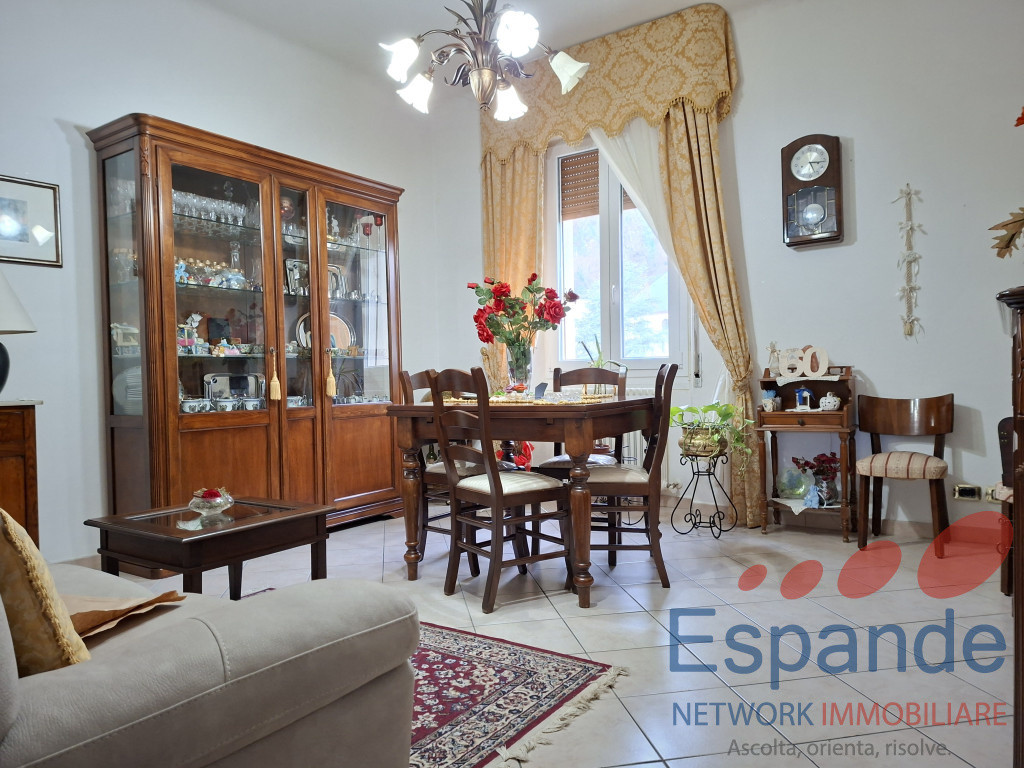 gallery gallery-image