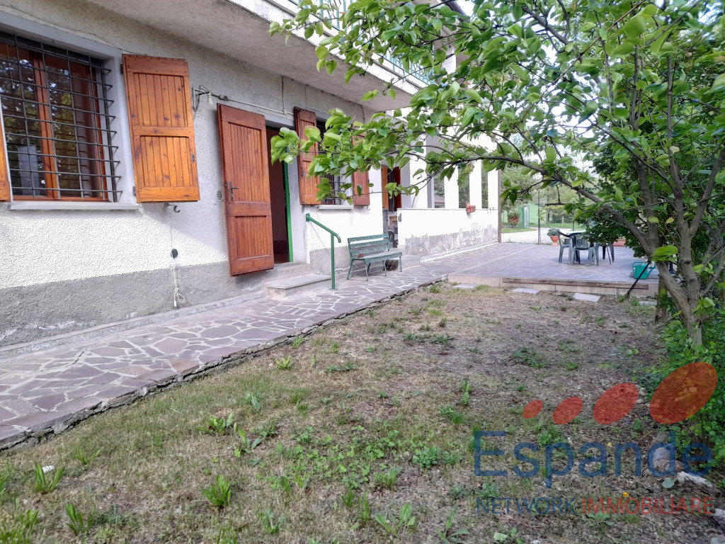 gallery gallery-image