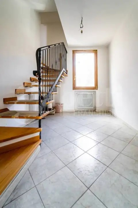 gallery gallery-image