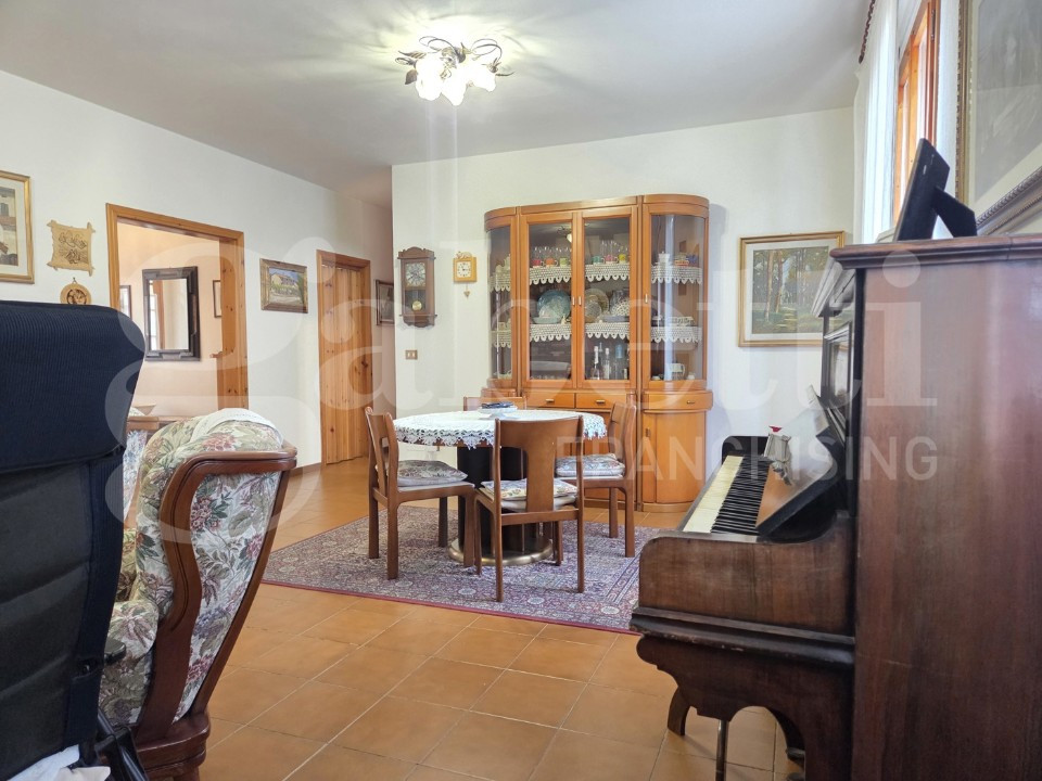 gallery gallery-image