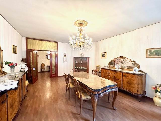 gallery gallery-image