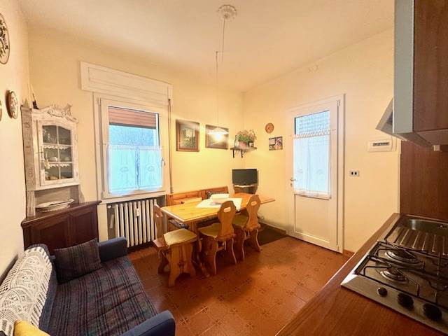 gallery gallery-image