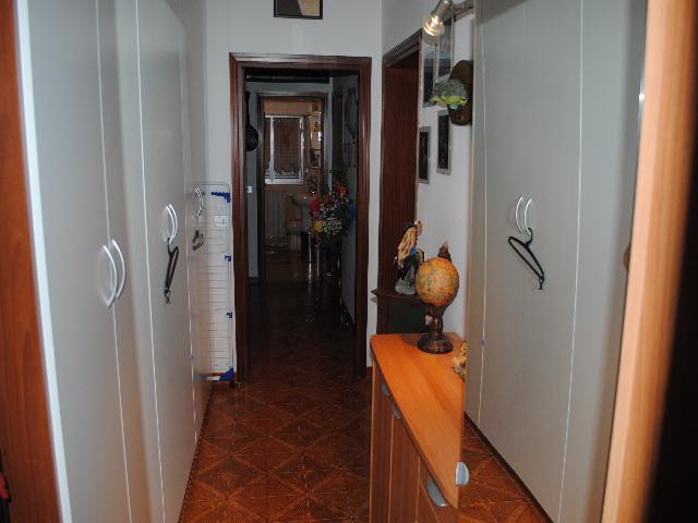gallery gallery-image