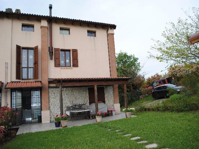 gallery gallery-image