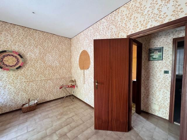 gallery gallery-image