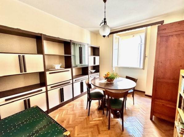 gallery gallery-image